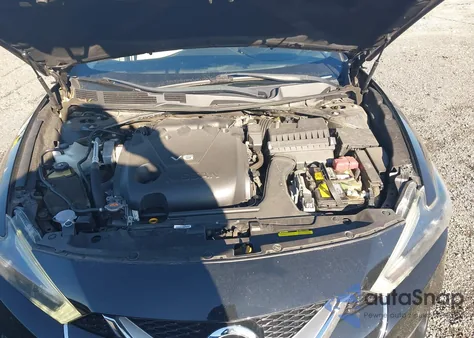 2017 Nissan Maxima 3.5 Platinum z USA, uszkodzony, nr VIN 1N4AA6AP7HC367963